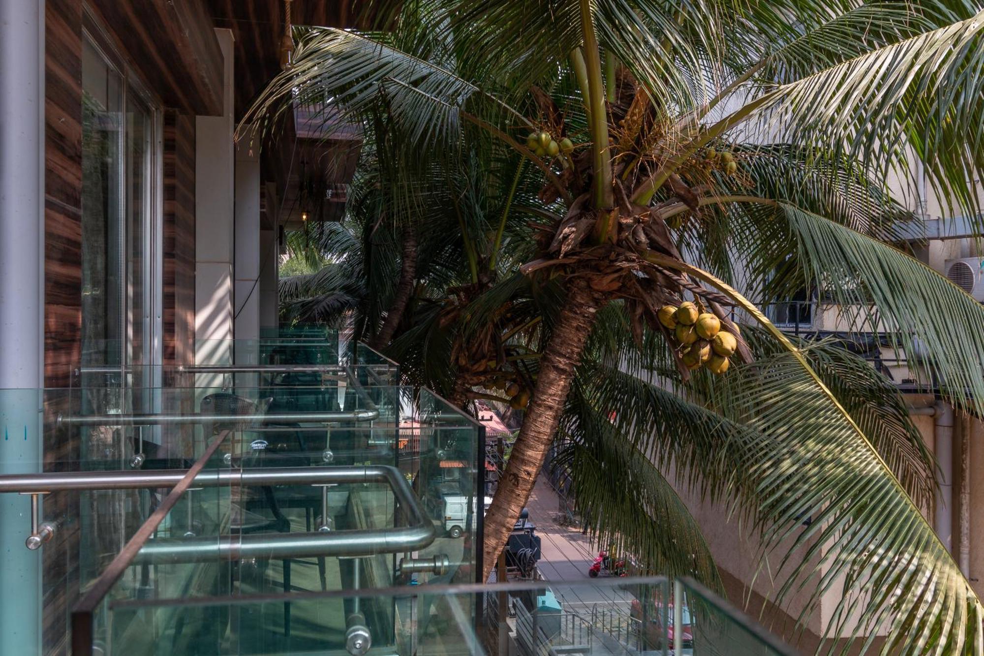Hotel Celestiial , Candolim Exterior photo