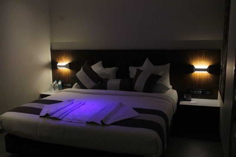 Hotel Celestiial , Candolim Exterior photo