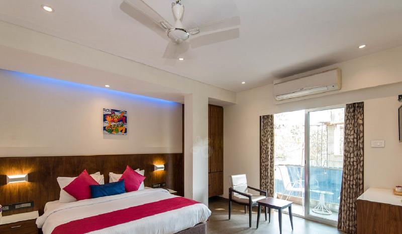 Hotel Celestiial , Candolim Exterior photo